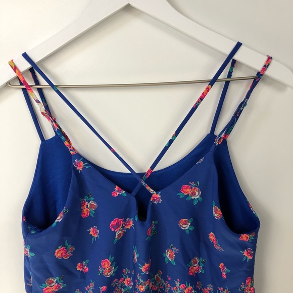 Everly Floral Crisscross Back Strappy Tank Size S - Picture 7 of 7
